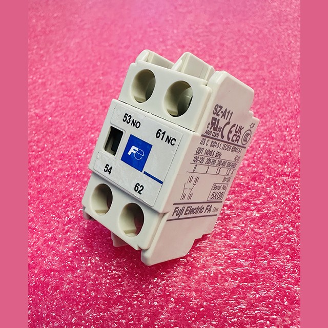 Блок дополнительных контактов 1NO+1NC SZ-A11 Fuji Electric