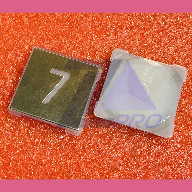 Нажимной элемент кнопки приказа "7" KM857811G007 Kone